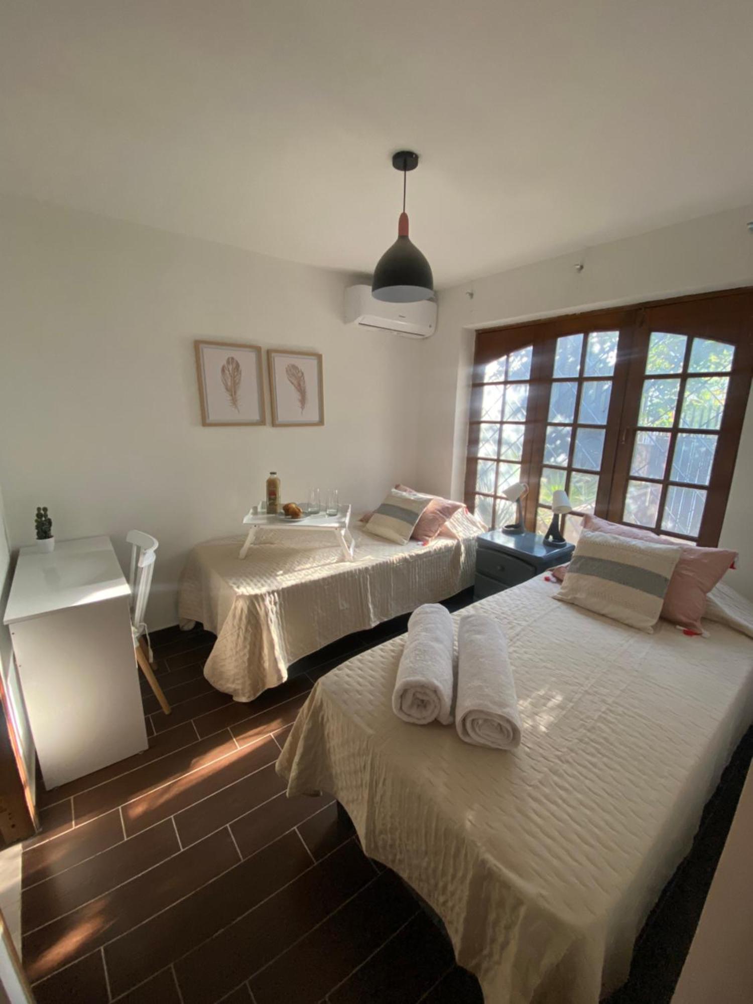 Casa Guemes Homestay *